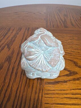 Isabel Bloom Symphony in Bloom Pansy Flower Retired 1966 Spring Concrete